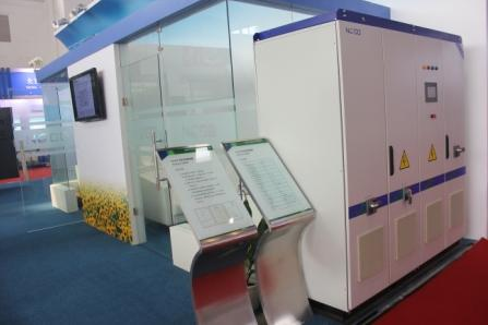 兆瓦級(jí)光伏水冷型一體化逆變站亮相(圖2) 兆瓦級(jí)光伏水冷型一體化逆變站亮相(圖2)