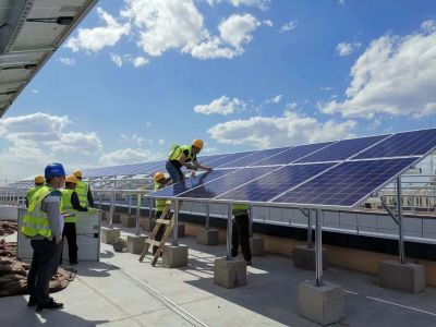 踐行能源交通融合技術發展——北京大興國際機場航空食品配餐樓光伏項目竣工(圖2)